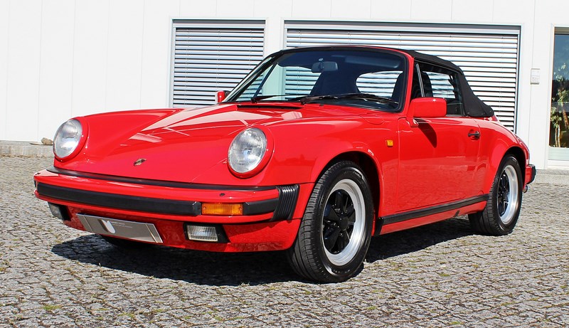 1986 Porsche 911 Carrera 3.2 Cabriolet